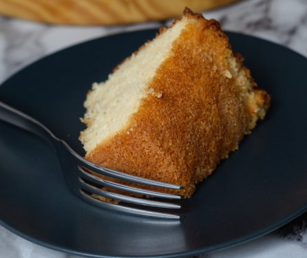 TRINI SPONGE CAKE 